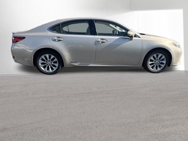 2013 Lexus ES 300h