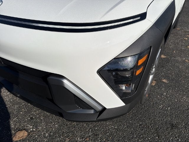 2027 Hyundai KONA SE