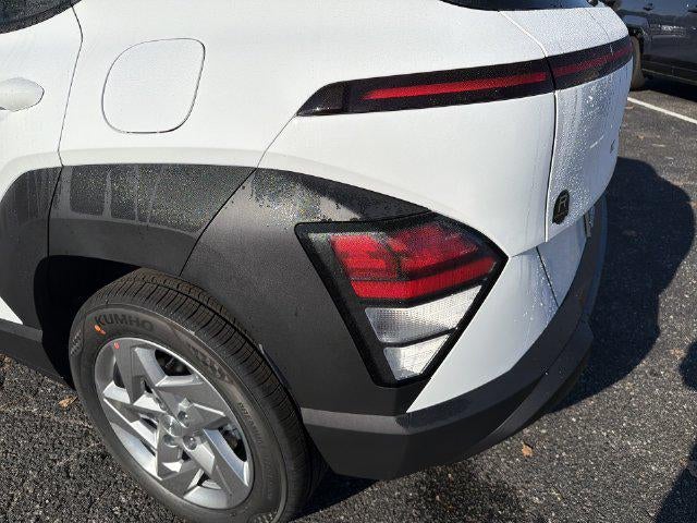 2027 Hyundai KONA SE