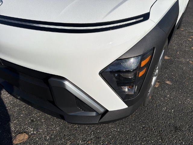 2027 Hyundai KONA SE