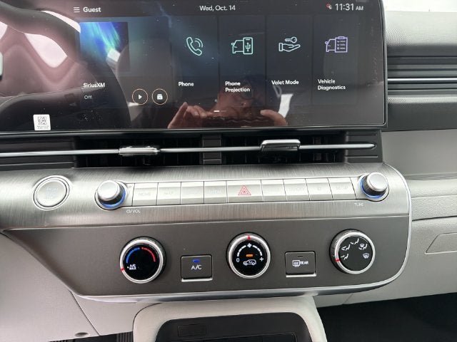 2027 Hyundai KONA SE