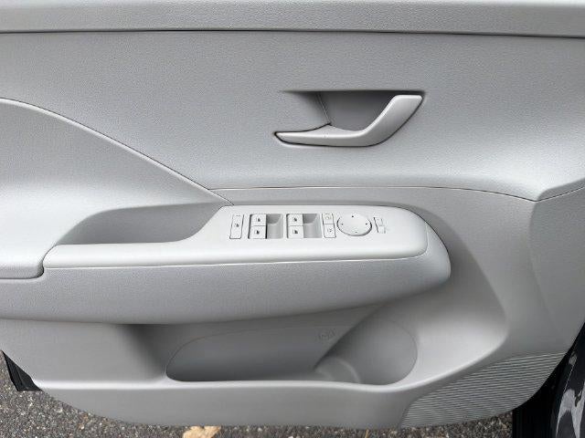 2027 Hyundai KONA SE