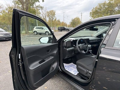 2027 Hyundai KONA SE
