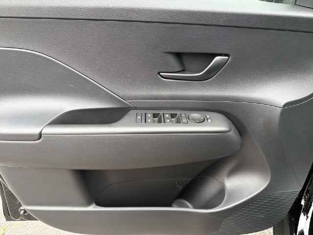 2027 Hyundai KONA SE