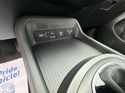 2027 Hyundai KONA SE