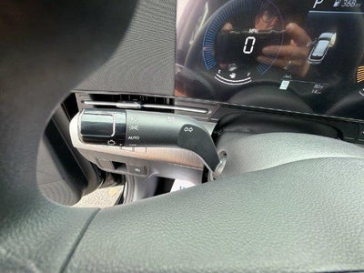 2027 Hyundai KONA SE