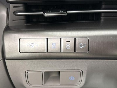 2026 Hyundai KONA SE