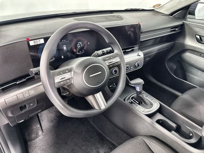 2026 Hyundai KONA SE