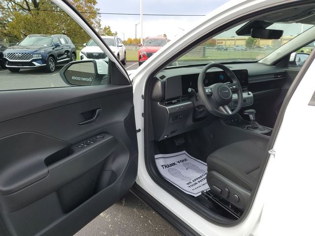 2025 Hyundai KONA SEL