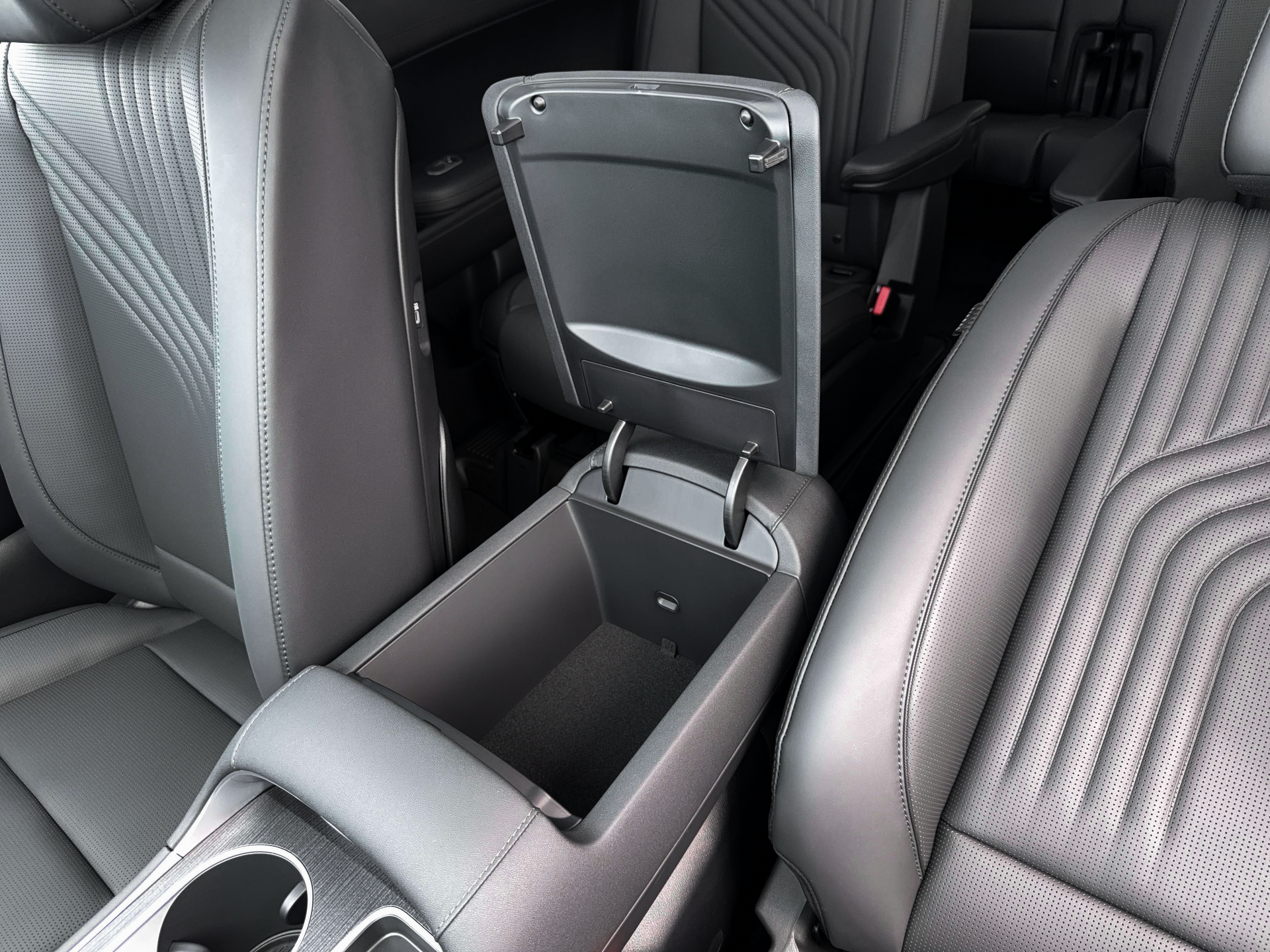2027 Hyundai PALISADE HYBRID Blue SEL Premium 7 Passenger