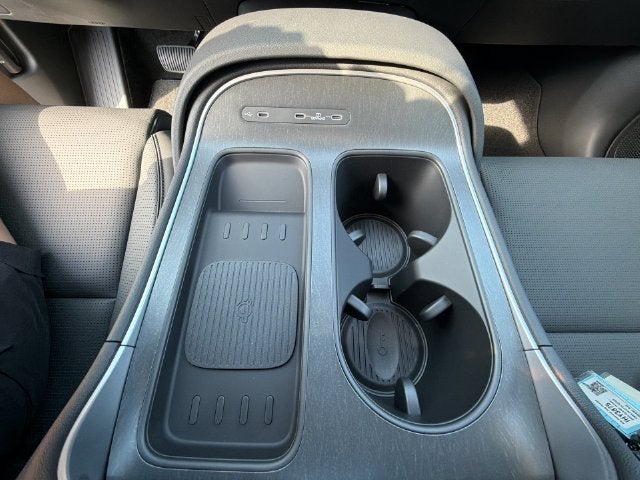 2027 Hyundai PALISADE HYBRID SEL 7 Passenger