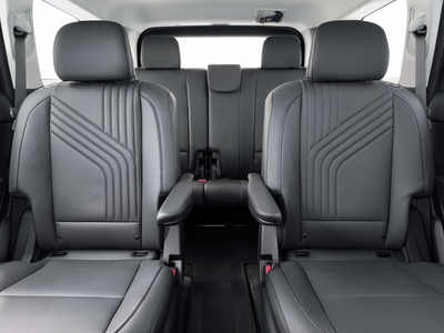 2027 Hyundai PALISADE HYBRID SEL 7 Passenger