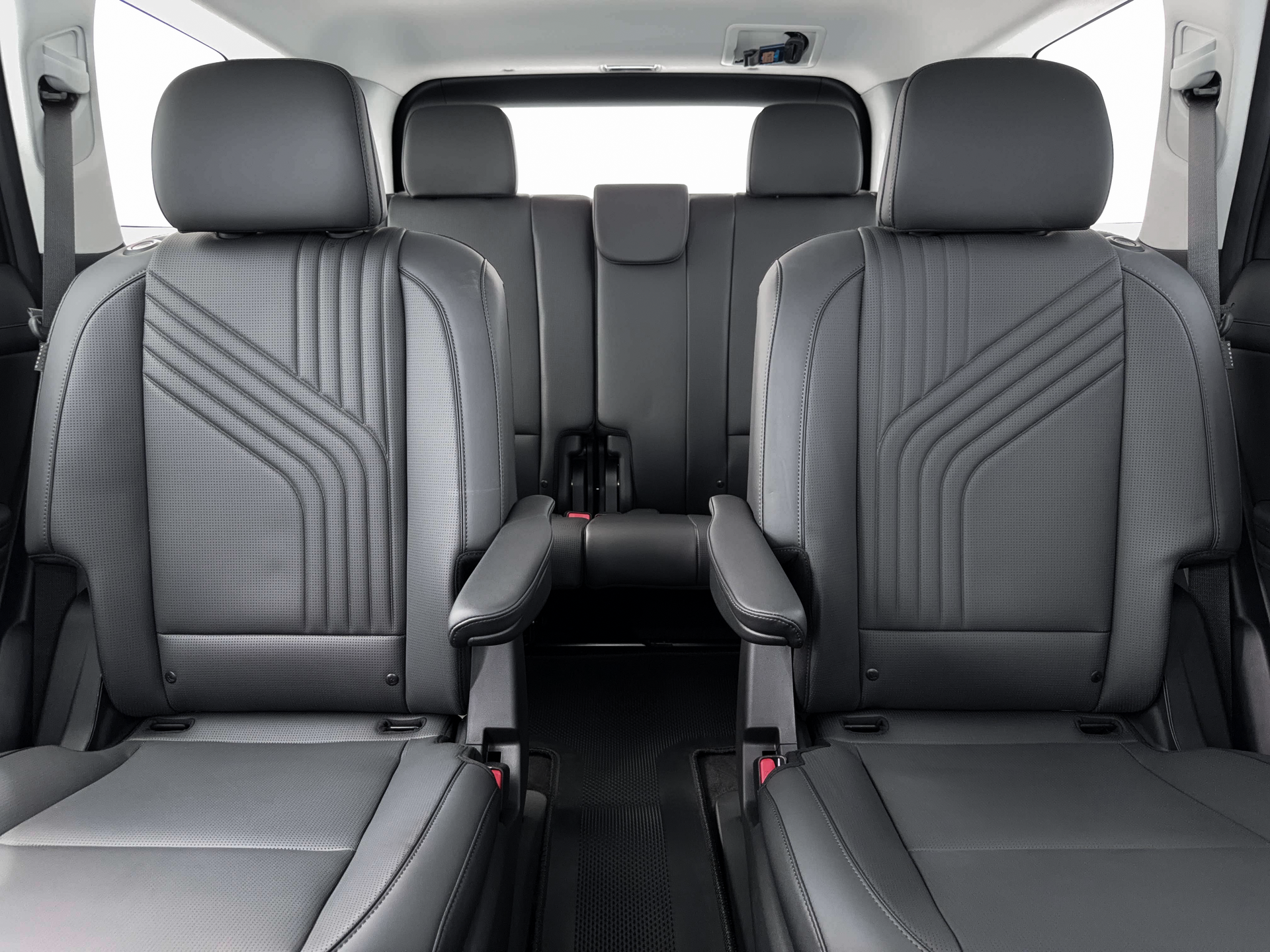 2027 Hyundai PALISADE HYBRID SEL 7 Passenger