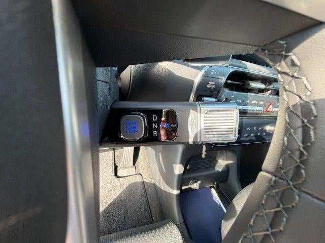 2027 Hyundai PALISADE HYBRID SEL 7 Passenger