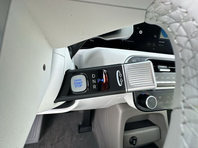 2026 Hyundai PALISADE HYBRID SEL 8 Passenger