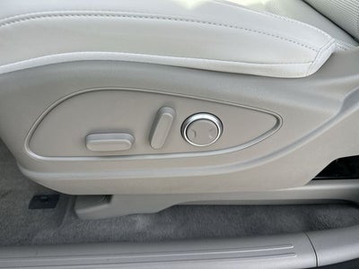 2026 Hyundai PALISADE HYBRID SEL 8 Passenger