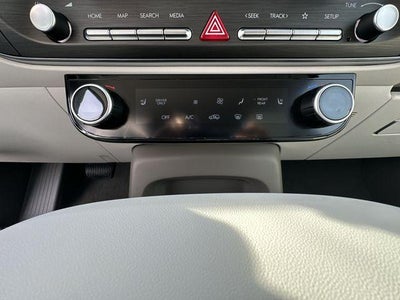 2026 Hyundai PALISADE HYBRID SEL 8 Passenger