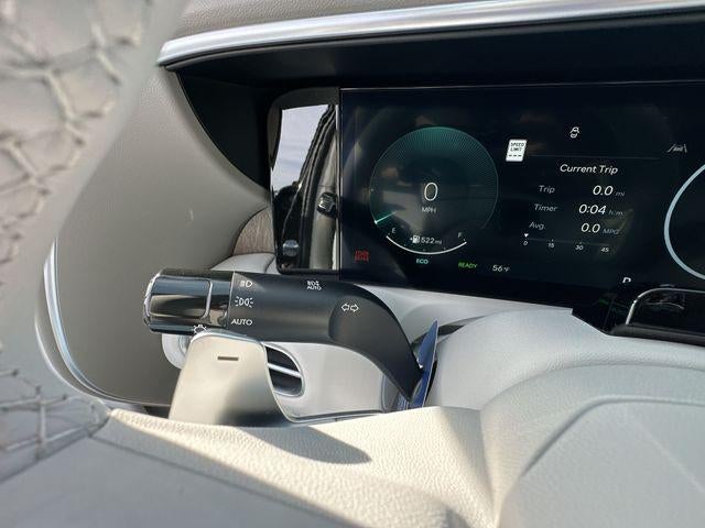 2026 Hyundai PALISADE HYBRID SEL 8 Passenger