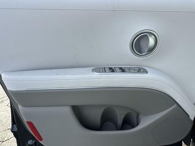 2026 Hyundai PALISADE HYBRID SEL 8 Passenger