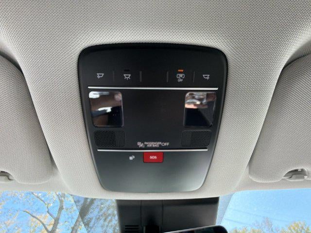 2027 Hyundai PALISADE HYBRID SEL 7 Passenger