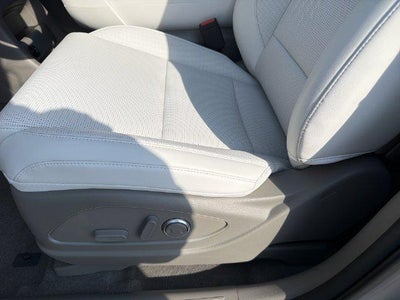 2027 Hyundai PALISADE HYBRID SEL 7 Passenger