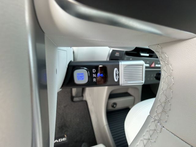2027 Hyundai PALISADE SEL 7 Passenger