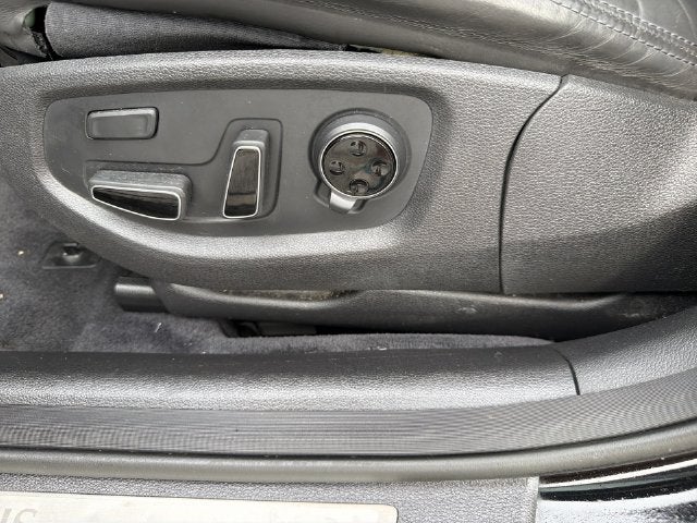 2015 Hyundai GENESIS 3.8