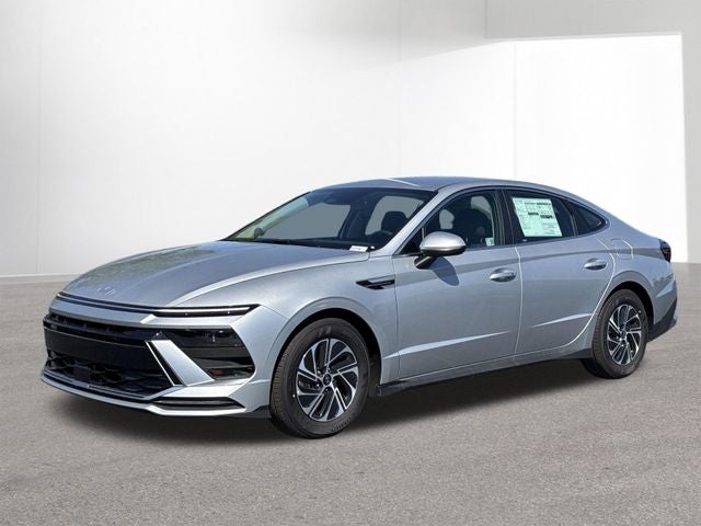 2026 Hyundai Sonata Blue's photo