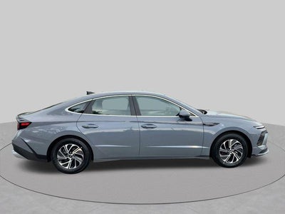2026 Hyundai SONATA HYBRID Blue