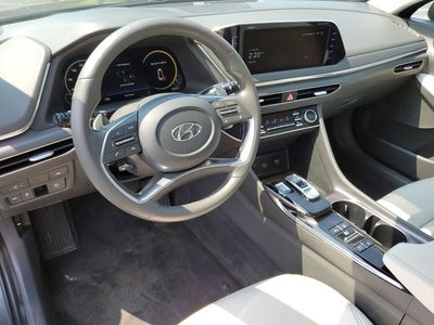 2022 Hyundai SONATA Limited