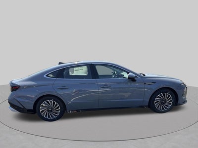 2026 Hyundai SONATA HYBRID SEL