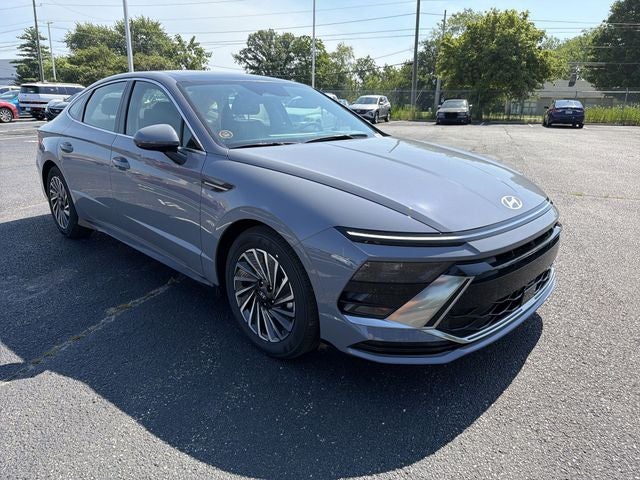 2026 Hyundai SONATA HYBRID SEL