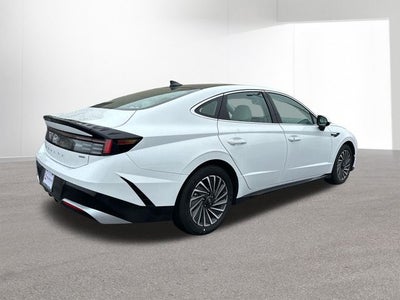 2026 Hyundai SONATA HYBRID SEL