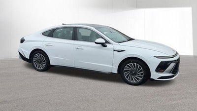2026 Hyundai SONATA HYBRID SEL