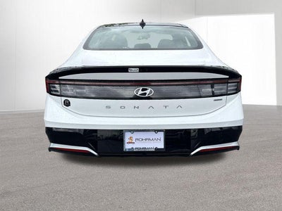 2026 Hyundai SONATA HYBRID SEL