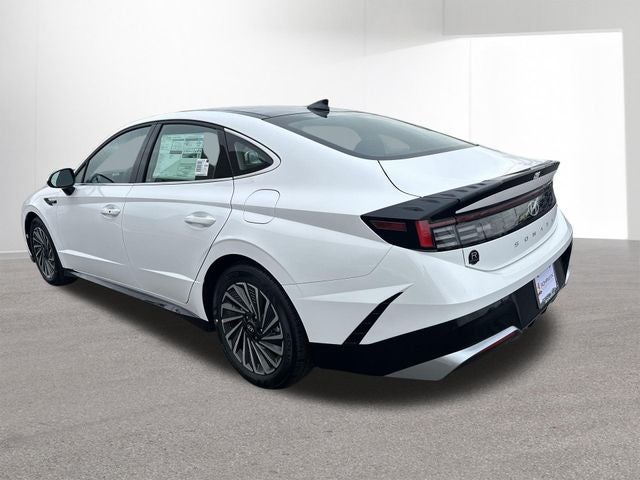 2026 Hyundai SONATA HYBRID SEL