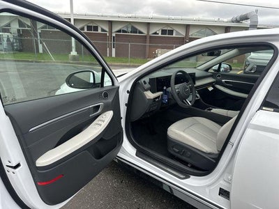 2026 Hyundai SONATA HYBRID Limited