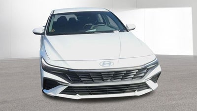 2026 Hyundai ELANTRA SE