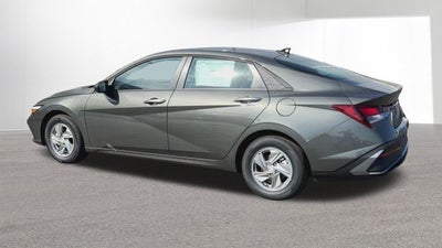 2026 Hyundai ELANTRA SE
