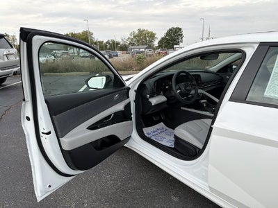 2026 Hyundai ELANTRA SEL Sport