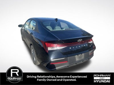 2024 Hyundai ELANTRA SEL