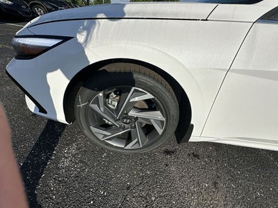 2026 Hyundai ELANTRA Limited