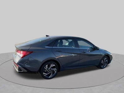 2026 Hyundai ELANTRA Limited