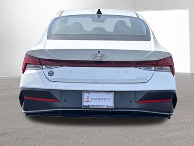 2024 Hyundai ELANTRA Limited