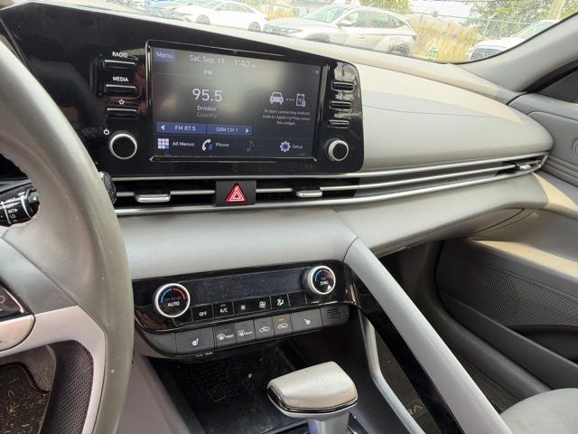 2021 Hyundai ELANTRA SEL