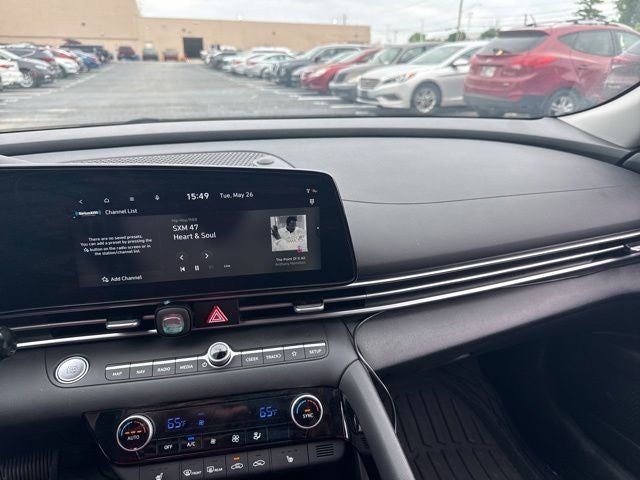 2023 Hyundai ELANTRA SEL