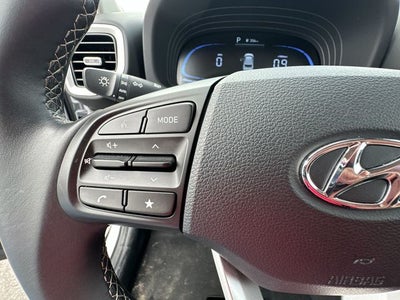 2025 Hyundai VENUE SEL