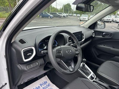 2026 Hyundai VENUE SEL