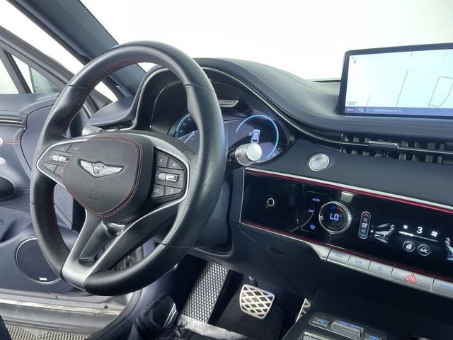 2023 Genesis GV70 2.5T