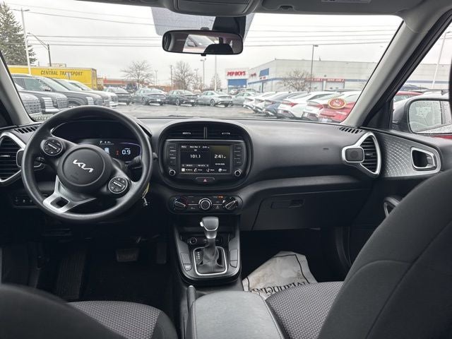 2025 Kia Soul LX